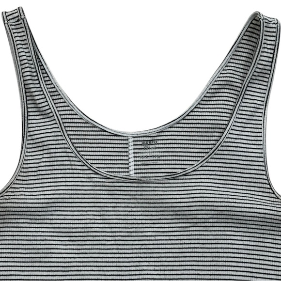 Old Navy Ribbed Knit Womens Stripe Basic Tank XXL - Picture 2 of 5